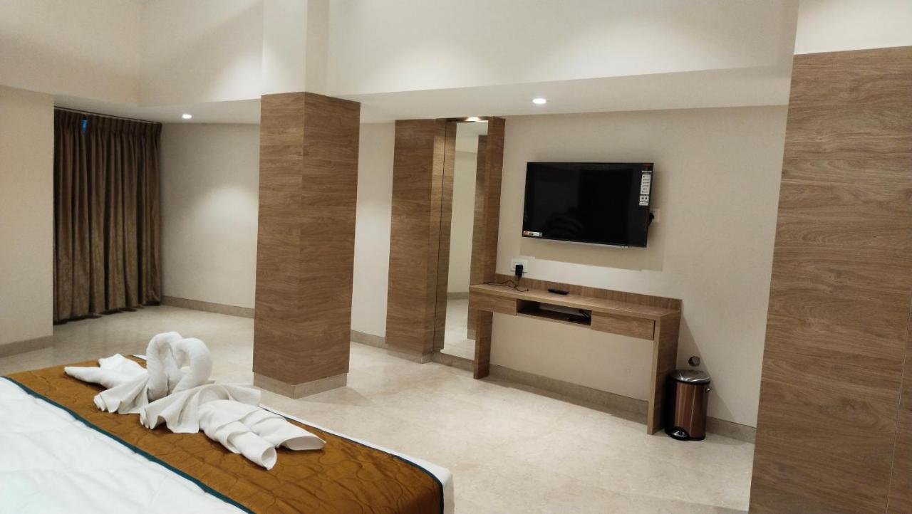 The Paradise Hotel - Luxury Stay Kanchipuram Exterior foto
